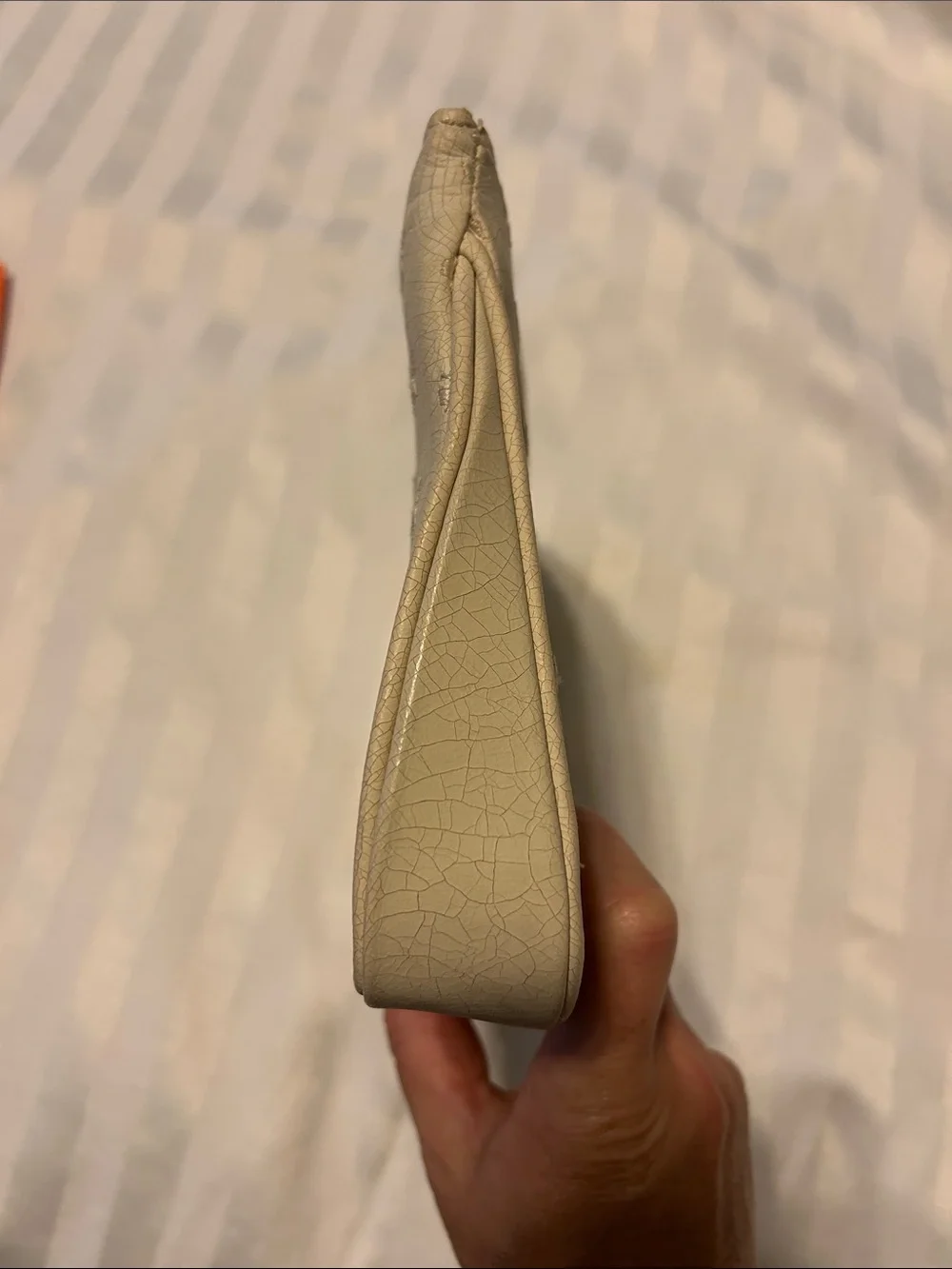 Vgt Theodor of California off white clutch. 50’s-60’s.